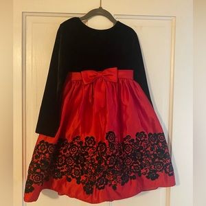 EUC Beautiful Holiday Dress